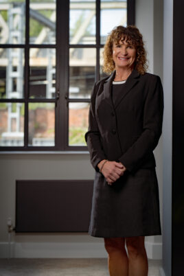 Nicola Tiernan - Consultant